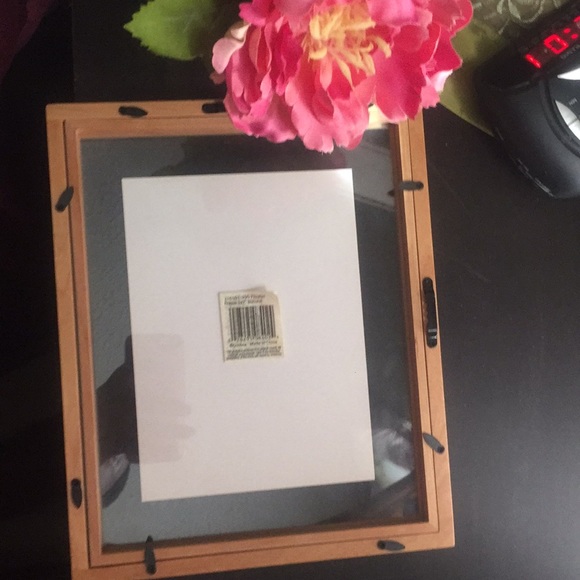 Natural Wood Floater Frame 5”x 7” - Picture 4 of 5